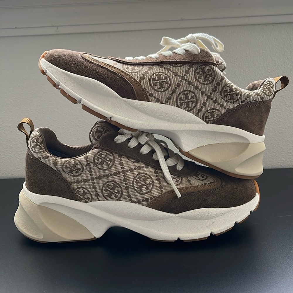 BNIB Tory Burch T Monogram Good Luck Trainers Size 8 in “Hazel”